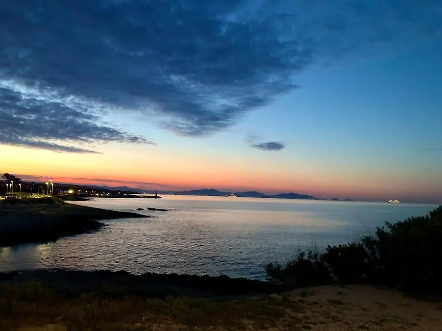 Appartement 60M2 - 2 Chambres A Une Minute Des Plages, Parking Prive Sausset-les-Pins Apartament